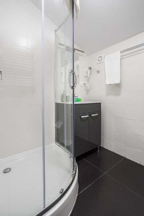 Domek Pod Warszawa Z Sauna Рашин Экстерьер фото